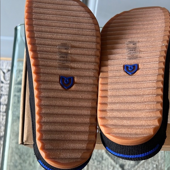 Rothy’s Black Slip-On Clogs SZ 7 - Picture 4 of 5